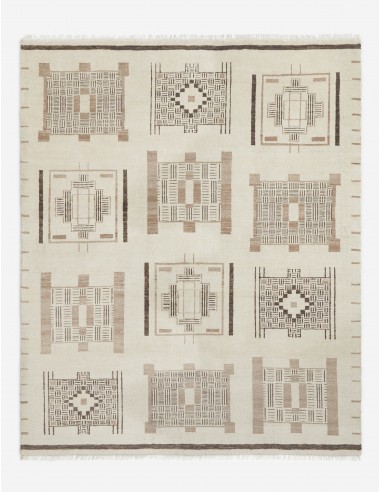 Karcal Hand-Knotted Wool Rug Dans la société mordern