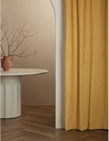 Hi-Lo Checker Velvet Curtain Panel by Sarah Sherman Samuel Vous souhaitez 