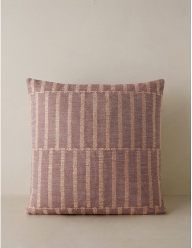 Thisbe Pillow Comparez plus de prix